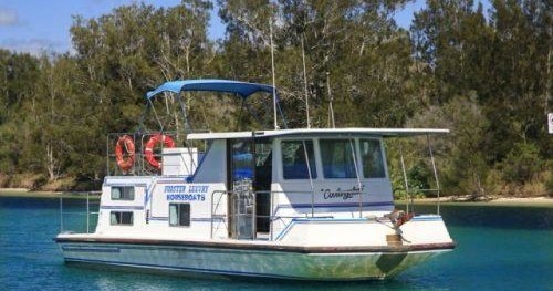 33-foot houseboat hire on Wallis Lake, Forster NSW